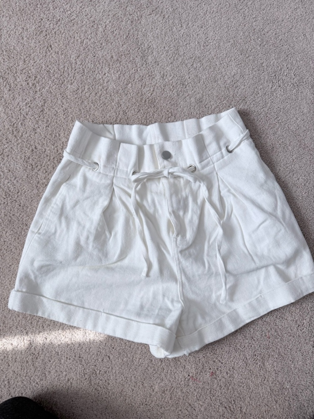 Gilli White High-Waist Paperbag Drawstring Shorts